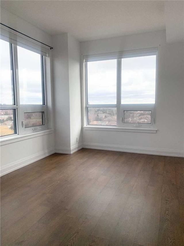 901 - 7890 Bathurst St, Condo with 2 bedrooms, 2 bathrooms and 1 parking in Vaughan ON | Image 2