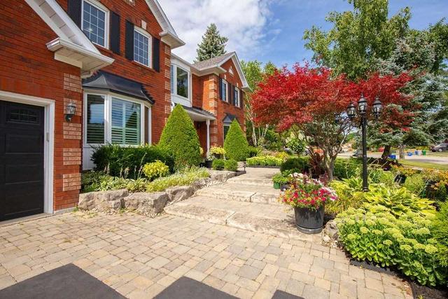 1614 Brookbridge Dr, House detached with 4 bedrooms, 4 bathrooms and 6 parking in Burlington ON | Image 23