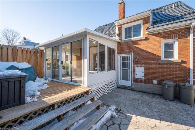 81 Stirling Avenue S, House detached with 3 bedrooms, 1 bathrooms and null parking in Kitchener ON | Image 28