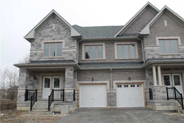 39 Portage Ave, House semidetached with 4 bedrooms, 4 bathrooms and 1 parking in Richmond Hill ON | Image 1