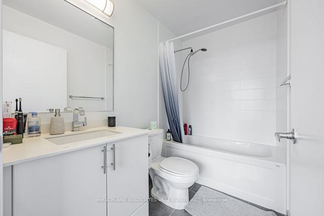 1710 - 225 Sackville St, Condo with 2 bedrooms, 2 bathrooms and 1 parking in Toronto ON | Image 11