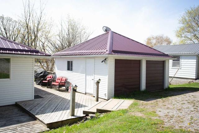 1282 Portage Rd, House detached with 3 bedrooms, 2 bathrooms and 7 parking in Kawartha Lakes ON | Image 22