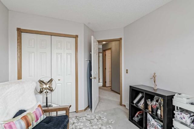 216 Arbour Grove Close Nw, House detached with 3 bedrooms, 2 bathrooms and 2 parking in Calgary AB | Image 23
