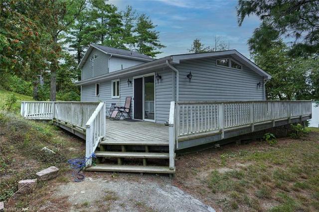 1310 Lb13, House detached with 3 bedrooms, 2 bathrooms and 6 parking in Rideau Lakes ON | Image 17