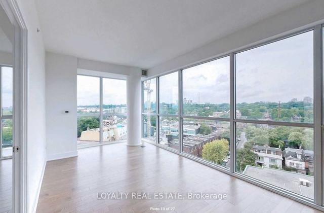 1202 - 181 Bedford Rd, Condo with 2 bedrooms, 2 bathrooms and 0 parking in Toronto ON | Image 2