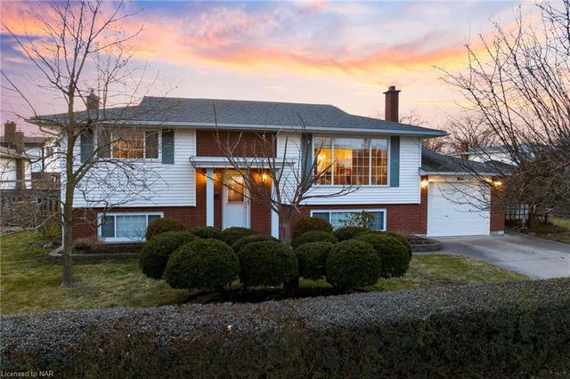 9 Pioneer Court, House detached with 3 bedrooms, 2 bathrooms and 3 parking in St. Catharines ON | Image 1