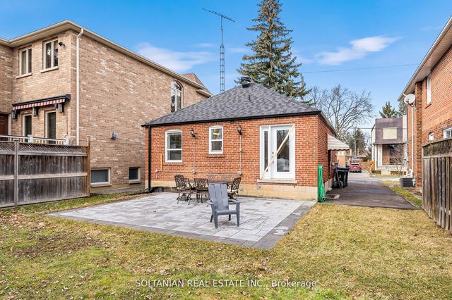 99 Park Home Ave, House detached with 3 bedrooms, 1 bathrooms and 3 parking in Toronto ON | Image 19