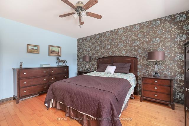 979 Wyman Rd, House detached with 1 bedrooms, 2 bathrooms and 13 parking in Tyendinaga ON | Image 16
