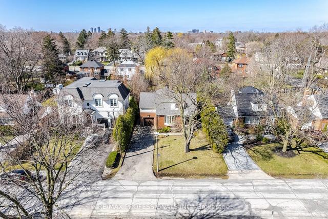 42 Chestnut Hills Pkwy, House detached with 3 bedrooms, 2 bathrooms and 4 parking in Toronto ON | Image 27