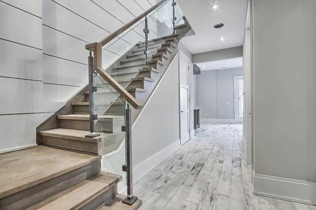 326 St Clements Ave, House detached with 4 bedrooms, 5 bathrooms and 2 parking in Toronto ON | Image 22