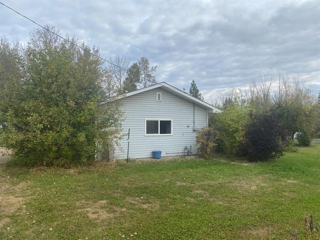 214 Hidalgo Avenue, House detached with 4 bedrooms, 1 bathrooms and 4 parking in Clearwater County AB | Image 3