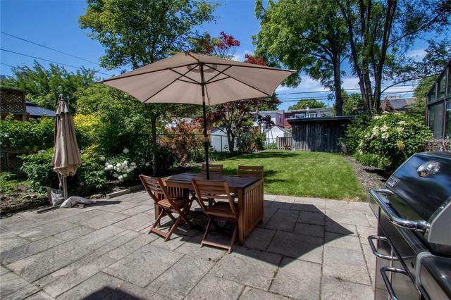 320 Hillsdale Ave E, House detached with 3 bedrooms, 3 bathrooms and 1 parking in Toronto ON | Image 11