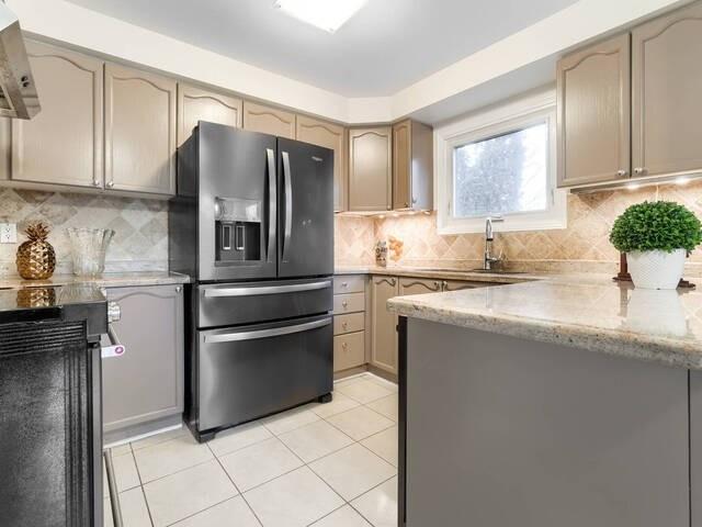 3301 Trelawny Circ, House detached with 4 bedrooms, 4 bathrooms and 6 parking in Mississauga ON | Image 9