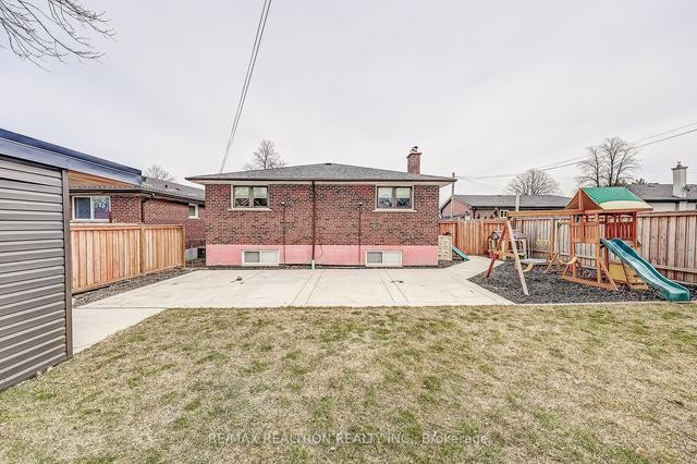 86 Langside Ave, House detached with 3 bedrooms, 3 bathrooms and 6 parking in Toronto ON | Image 17