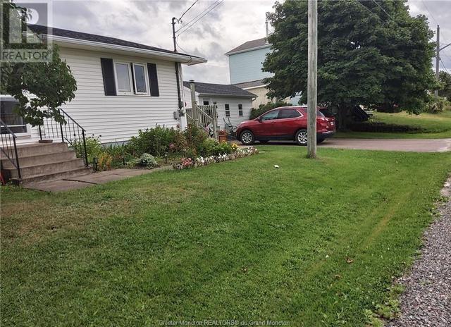 47 Gary Ave, House detached with 2 bedrooms, 1 bathrooms and null parking in Shediac P NB | Image 4