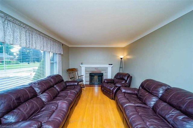 6632 Glendoone St, House detached with 3 bedrooms, 1 bathrooms and 4 parking in Niagara Falls ON | Image 30
