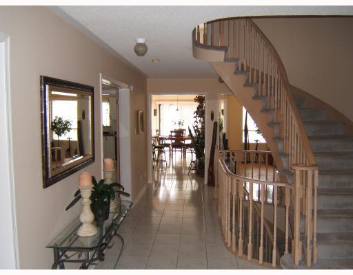 79 Cityview Circ, House detached with 4 bedrooms, 4 bathrooms and null parking in Barrie ON | Image 5