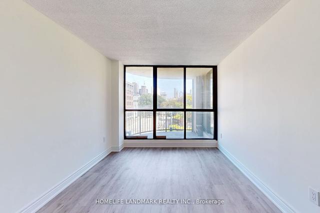 303 - 188 Spadina Ave, Condo with 3 bedrooms, 2 bathrooms and 1 parking in Toronto ON | Image 21