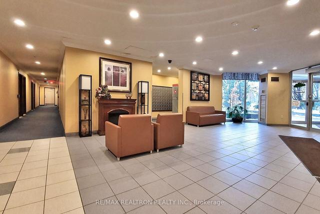 1007 - 3050 Ellesmere Rd, Condo with 2 bedrooms, 2 bathrooms and 1 parking in Toronto ON | Image 4