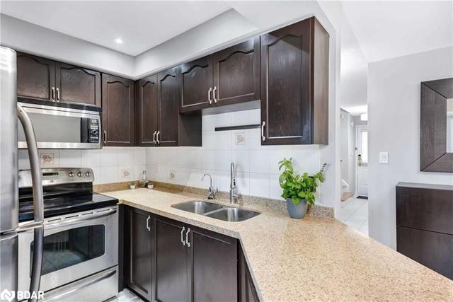 36 - 455 Apache Court, House attached with 3 bedrooms, 3 bathrooms and 2 parking in Mississauga ON | Image 7