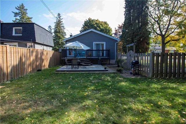 458 Elmwood Ave, House detached with 2 bedrooms, 2 bathrooms and 2 parking in Hamilton ON | Image 27
