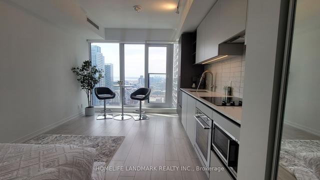3703 - 55 Mercer St, Condo with 0 bedrooms, 1 bathrooms and 0 parking in Toronto ON | Image 1
