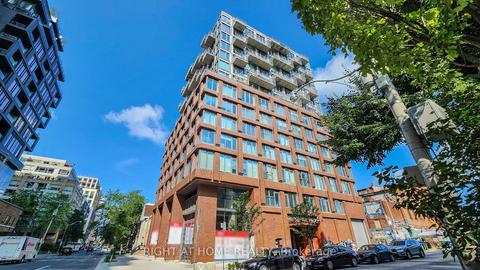 410 - 2 Augusta Ave, Condo with 1 bedrooms, 2 bathrooms and 0 parking in Toronto ON | Card Image