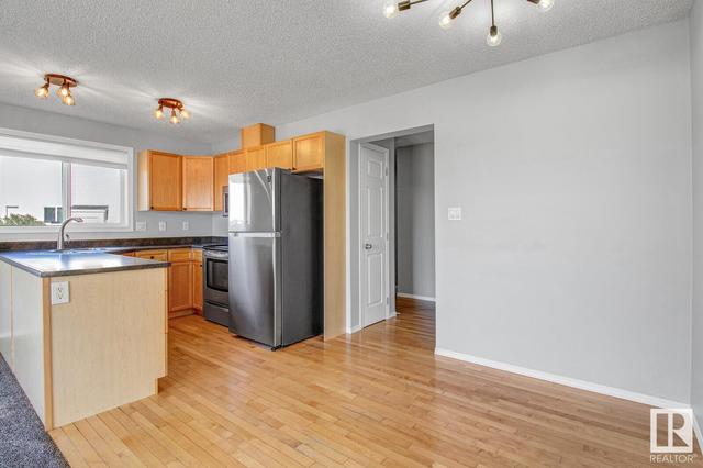 16 - 451 Hyndman Cr Nw, House attached with 3 bedrooms, 1 bathrooms and 2 parking in Edmonton AB | Image 1