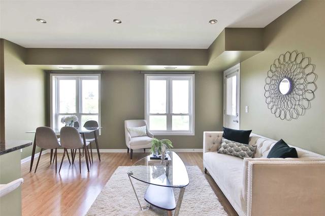 224 - 60 Mendelssohn St, Condo with 3 bedrooms, 2 bathrooms and 1 parking in Toronto ON | Image 2