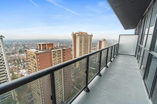 2301 - 101 Erskine Ave, Condo with 1 bedrooms, 1 bathrooms and 0 parking in Toronto ON | Image 19