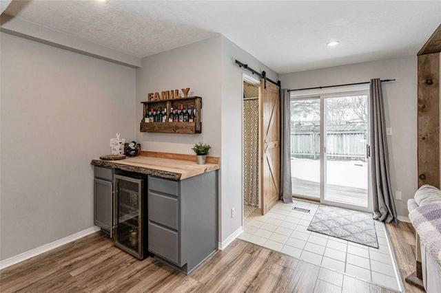 43 Abbeywood Cres, House detached with 4 bedrooms, 4 bathrooms and 4 parking in Guelph ON | Image 15