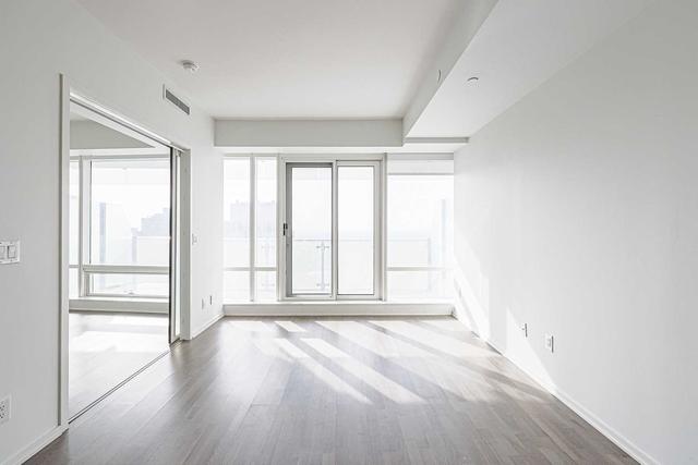 4607 - 1 Bloor St E, Condo with 2 bedrooms, 2 bathrooms and 0 parking in Toronto ON | Image 10