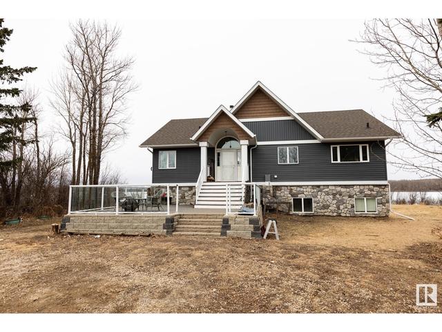 60203 Range Road 240, House detached with 5 bedrooms, 2 bathrooms and null parking in Westlock County AB | Image 2