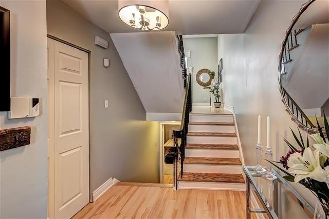 81 Redgrave Dr, House attached with 3 bedrooms, 3 bathrooms and 2 parking in Toronto ON | Image 2