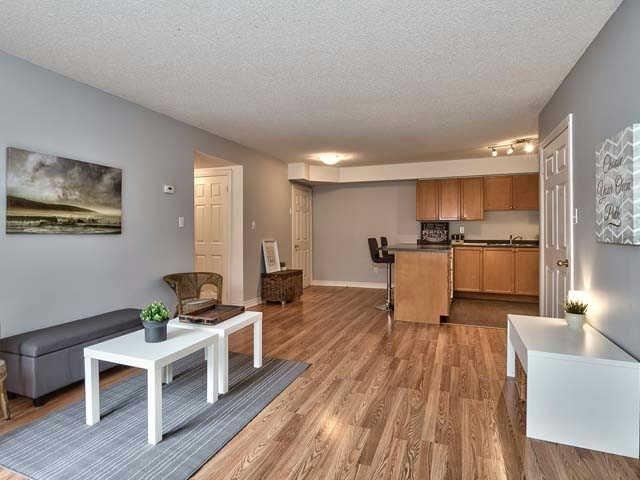 1002 - 1701 Lampman Ave, Condo with 2 bedrooms, 2 bathrooms and 2 parking in Burlington ON | Image 3