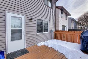 39 Castlegreen Close Ne, House detached with 3 bedrooms, 1 bathrooms and 2 parking in Calgary AB | Image 37