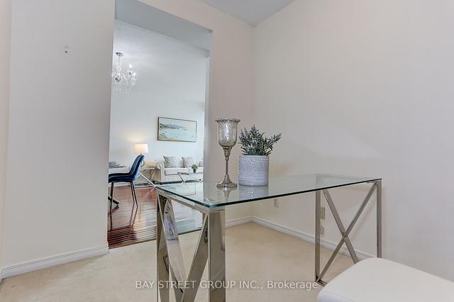 2011 - 509 Beecroft Rd, Condo with 2 bedrooms, 2 bathrooms and 1 parking in Toronto ON | Image 14