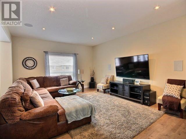 852 Kettleridge St, House detached with 3 bedrooms, 3 bathrooms and 2 parking in London ON | Image 6