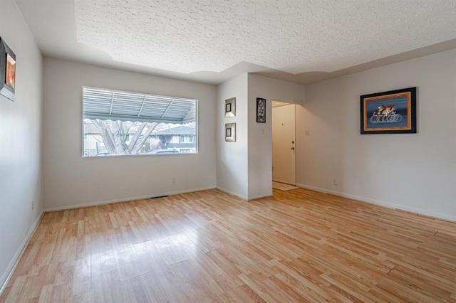 1216 16 Street Ne, House detached with 3 bedrooms, 1 bathrooms and 2 parking in Calgary AB | Image 18