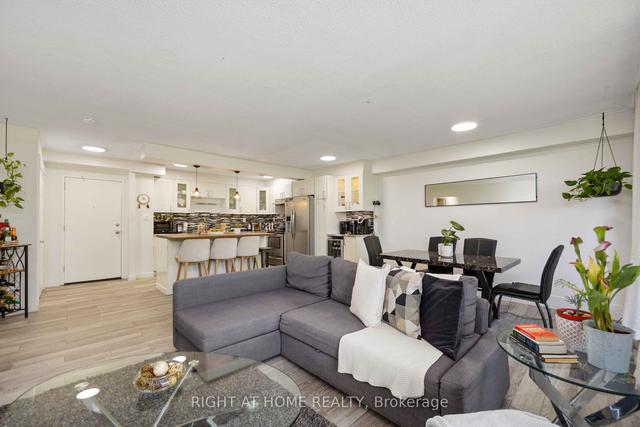 509 - 15 London Green Crt, Condo with 3 bedrooms, 2 bathrooms and 1 parking in Toronto ON | Image 10