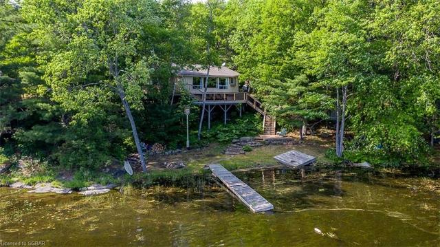 1283 West Lionshead Road, House detached with 3 bedrooms, 1 bathrooms and null parking in Gravenhurst ON | Image 4
