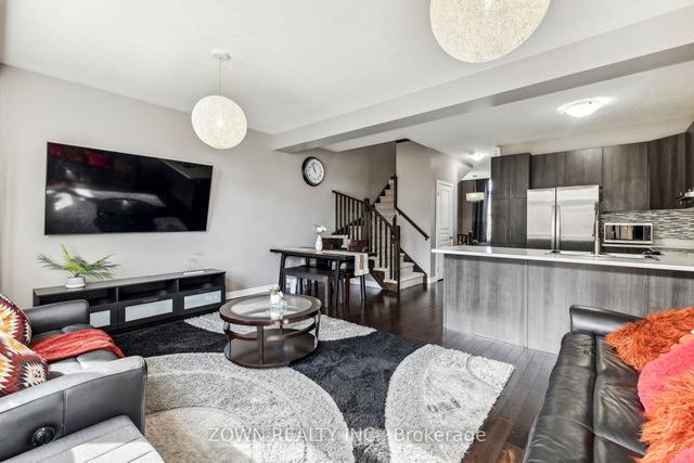 73 Celestial Cres, House attached with 3 bedrooms, 2 bathrooms and 2 parking in Hamilton ON | Image 7