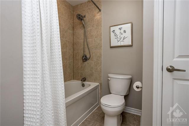 1803 Maple Grove Road, Townhouse with 3 bedrooms, 2 bathrooms and 3 parking in Ottawa ON | Image 19