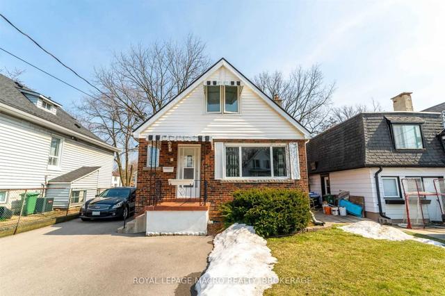 65 Broadway Ave, House detached with 4 bedrooms, 3 bathrooms and 3 parking in Hamilton ON | Image 1
