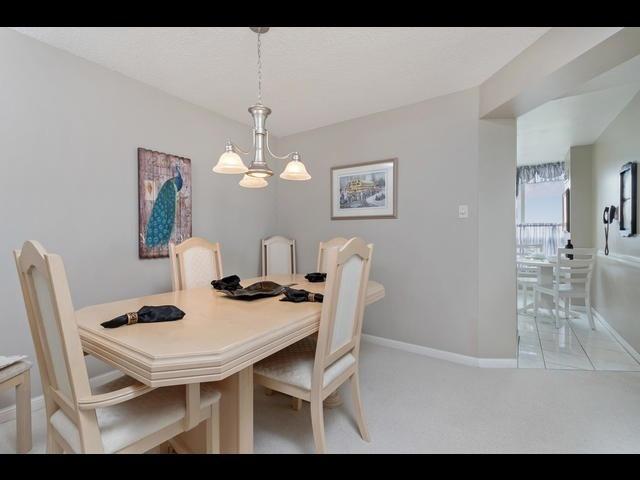 1001 - 10 Laurelcrest St, Condo with 2 bedrooms, 2 bathrooms and 2 parking in Brampton ON | Image 9