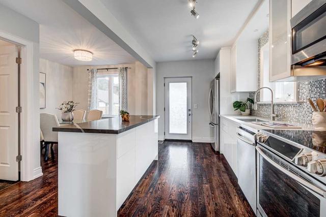 455 Oakwood Ave, House semidetached with 3 bedrooms, 3 bathrooms and 4 parking in Toronto ON | Image 24
