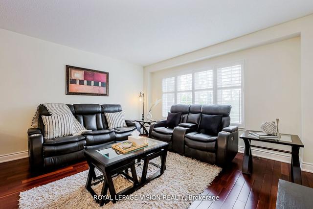 53 Hobson Ave E, House attached with 3 bedrooms, 4 bathrooms and 2 parking in Toronto ON | Image 14