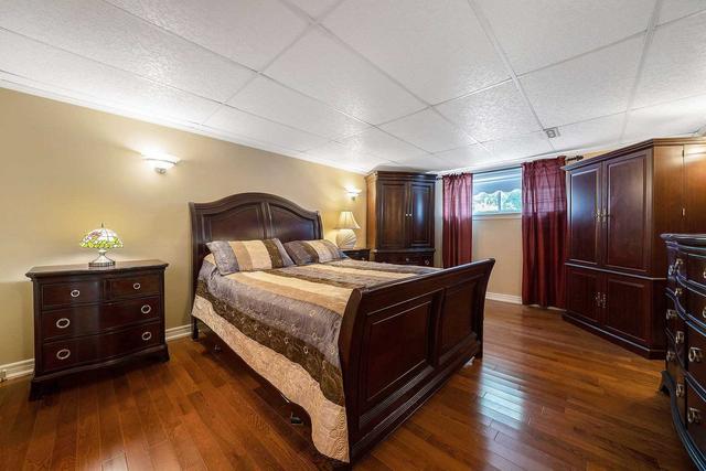 87 Elgin Dr, House detached with 3 bedrooms, 2 bathrooms and 5 parking in Brampton ON | Image 15