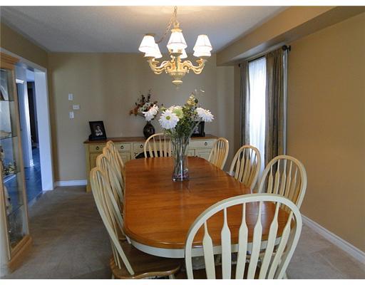 157 Succession Cres, House detached with 4 bedrooms, 3 bathrooms and null parking in Barrie ON | Image 2