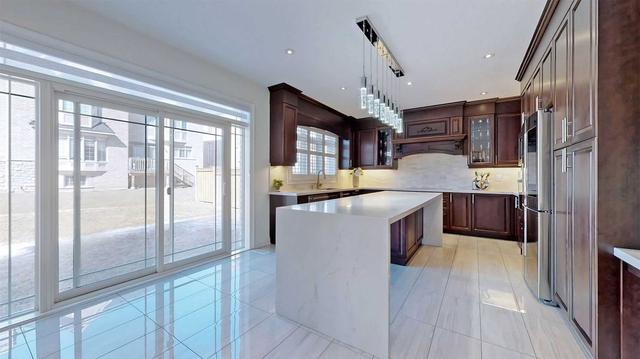 30 Annual Circ, House detached with 4 bedrooms, 5 bathrooms and 6 parking in Brampton ON | Image 37
